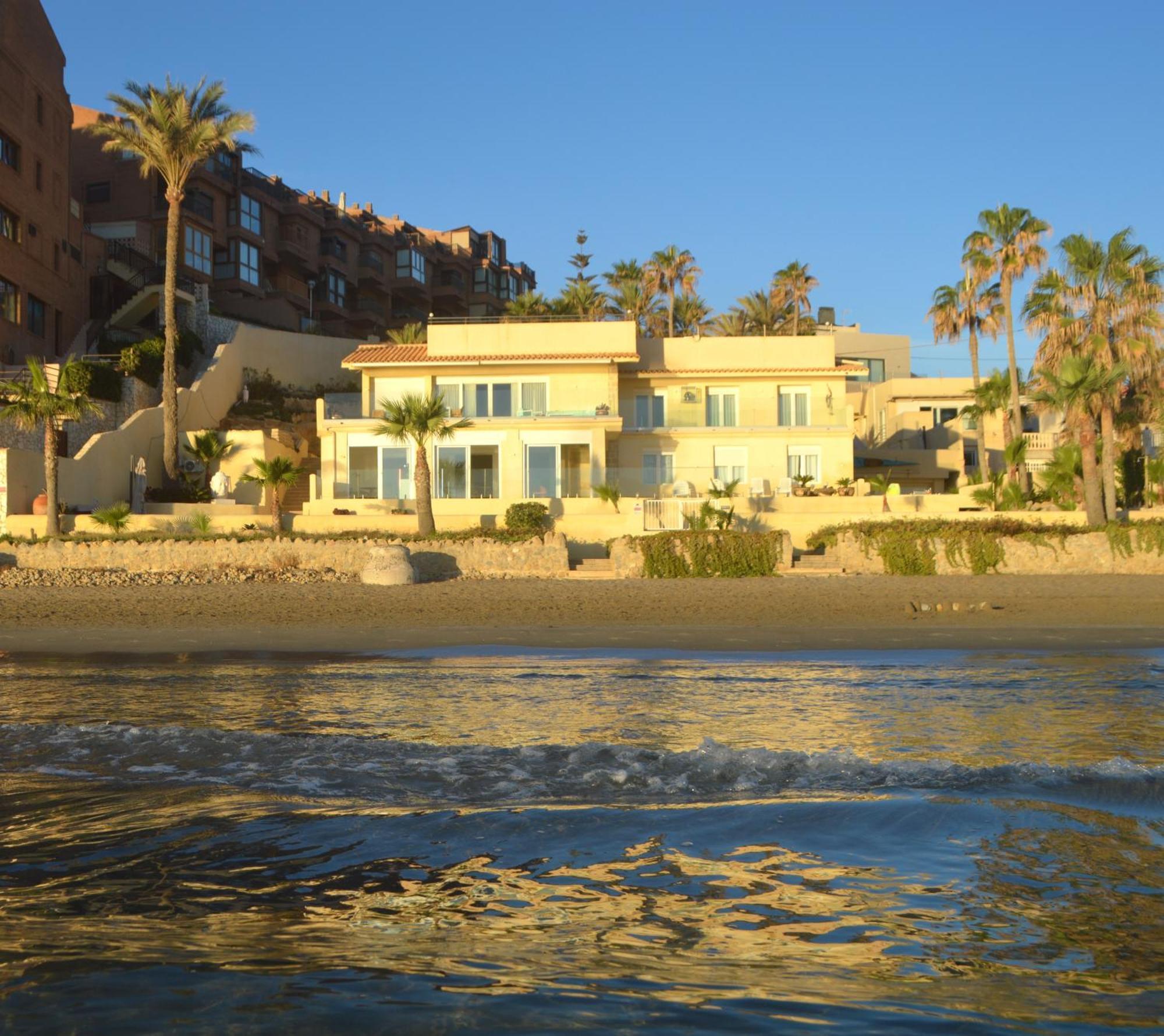 Extraordinario apartamento a pie de playa Chalet Roquetes Alicante Exterior foto