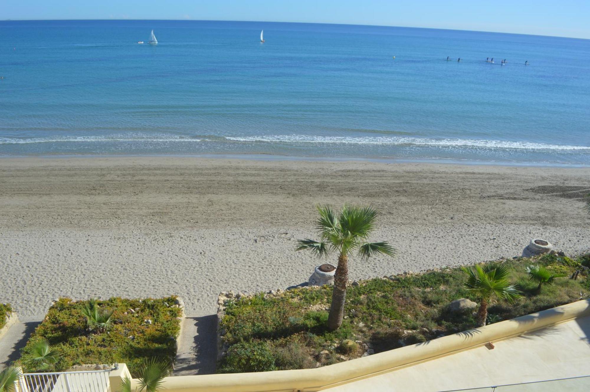 Extraordinario apartamento a pie de playa Chalet Roquetes Alicante Exterior foto