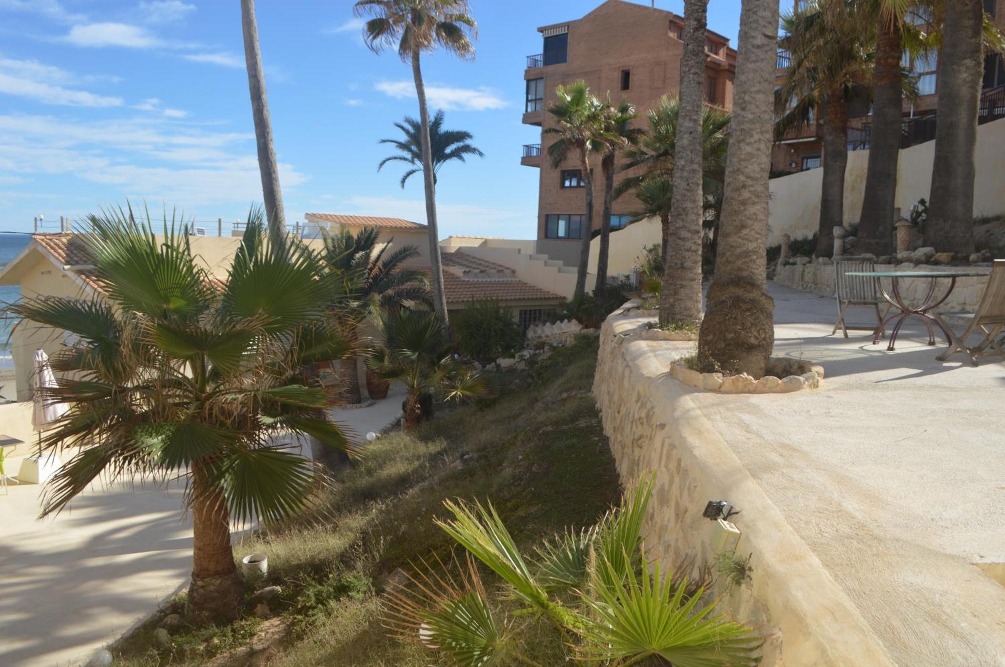 Extraordinario apartamento a pie de playa Chalet Roquetes Alicante Exterior foto
